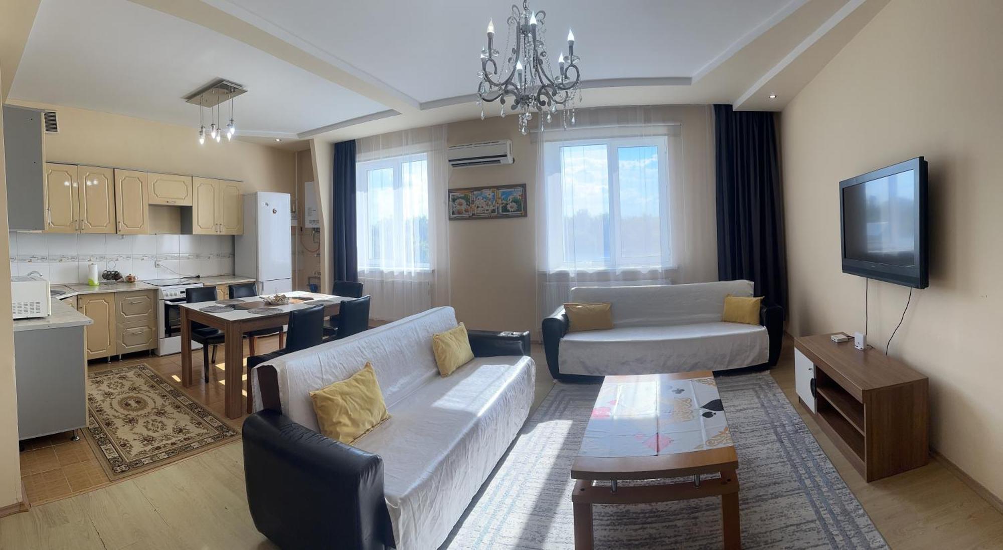 Просторная И Уютная 3Х Комнатная В Центре! Uralsk Extérieur photo