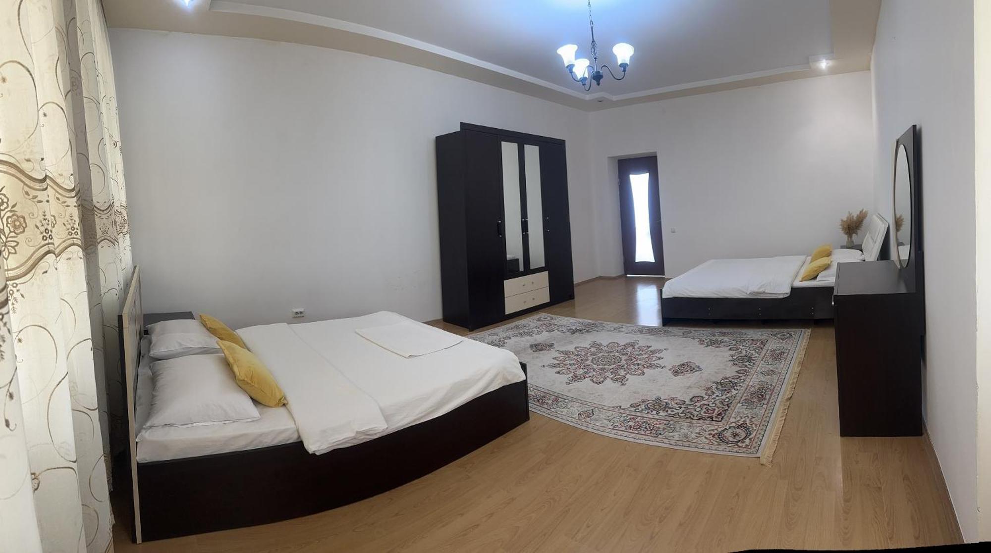 Просторная И Уютная 3Х Комнатная В Центре! Uralsk Extérieur photo
